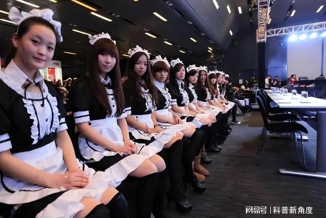 BOB半岛·(中国)官方网站上海有钱人家女佣条件曝光：月薪2万24小时随叫随到太(图4)